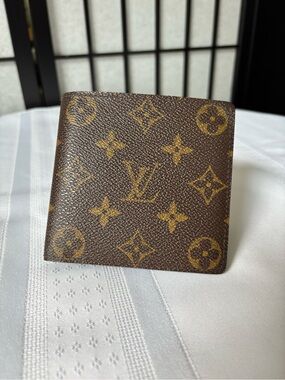 Louis Vuitton Portefeuille Marco Monogram Canvas Bifold Wallet